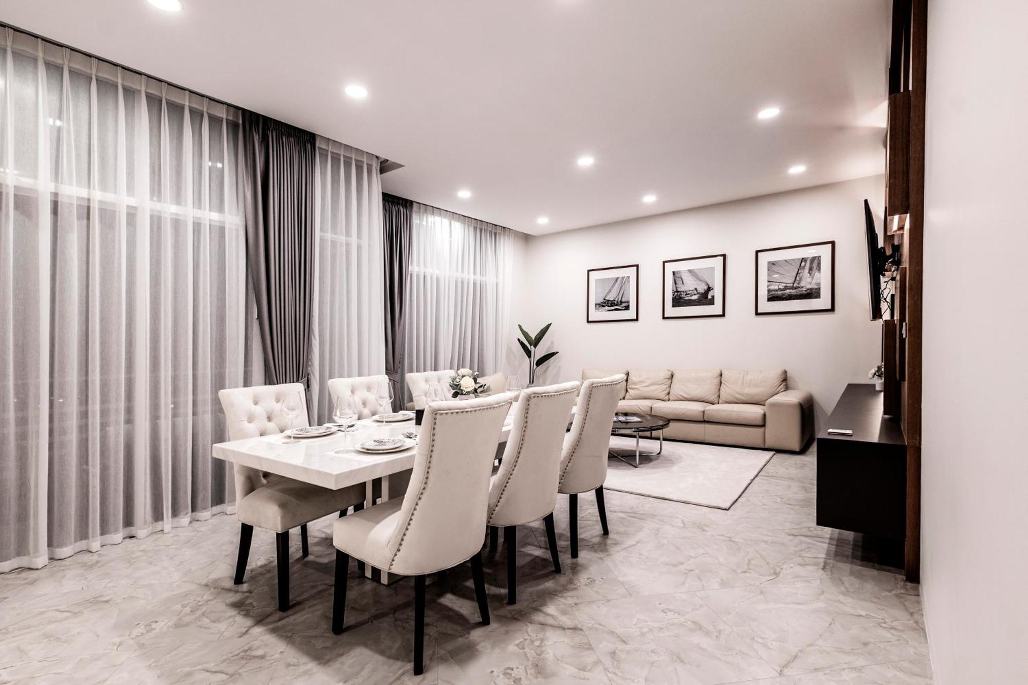 Karon Beach Residence Pangsapuri *