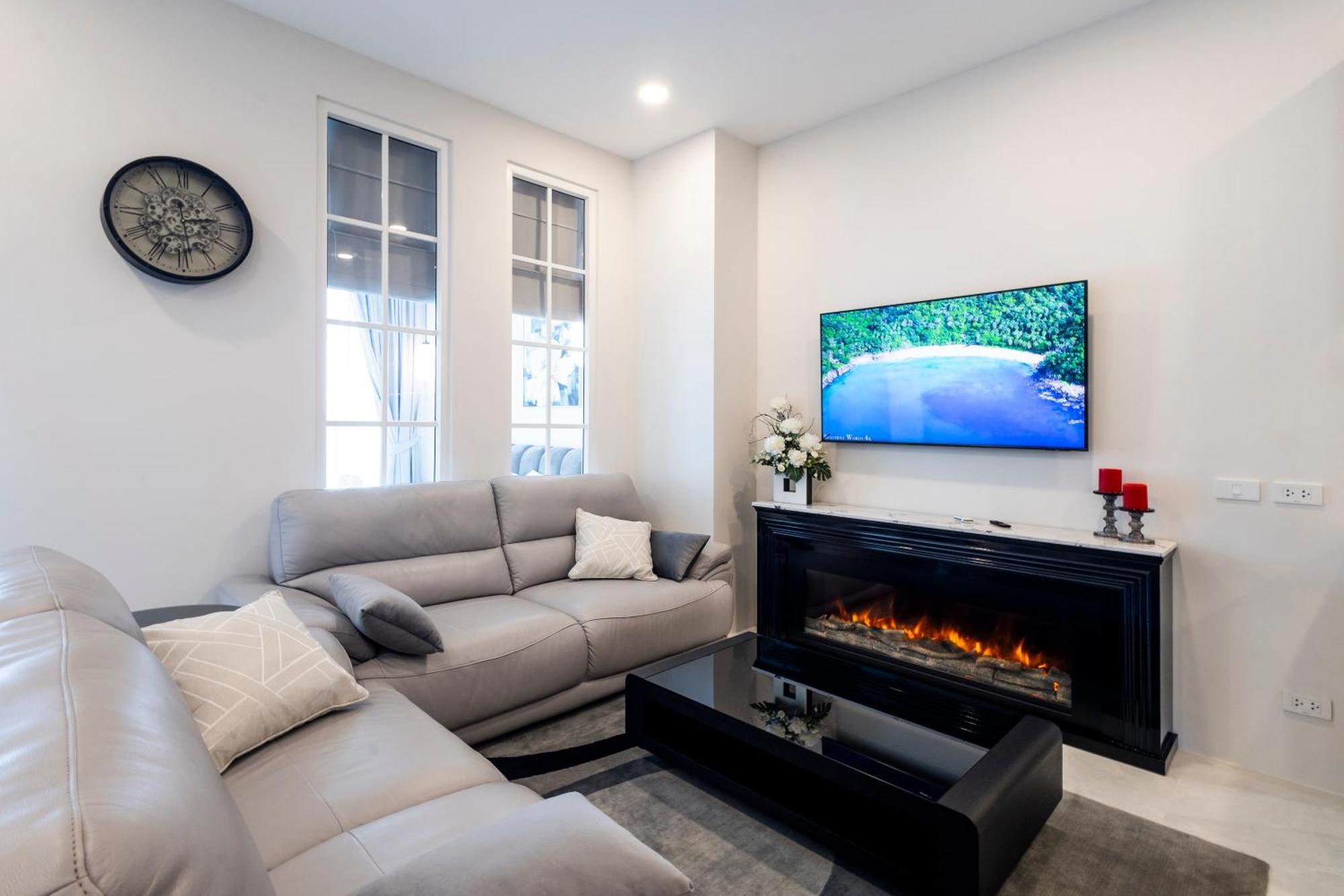 Karon Beach Residence Pangsapuri