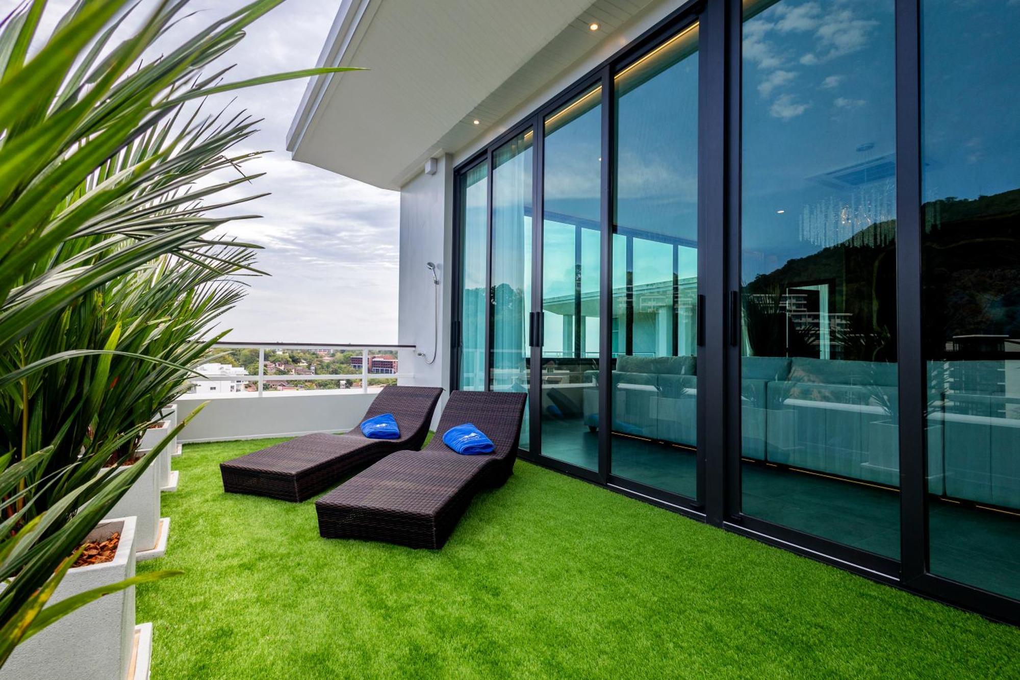 Karon Beach Residence Pangsapuri *